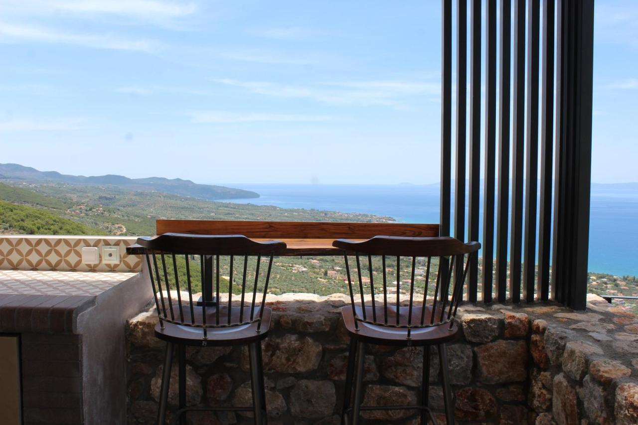Landmark - Ορόσημο Verga Kalamata Esterno foto